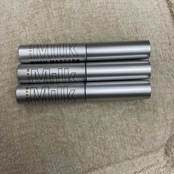 MILK MAKEUP KUSH High Volumizing Mascara Bundle - Picture 3 of 10